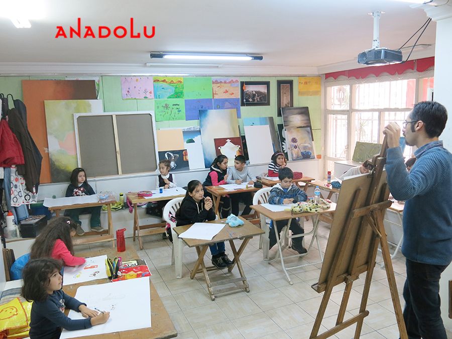 Çocuklarla Sanat Eğitimleri Devam Ediyor Çukurovada