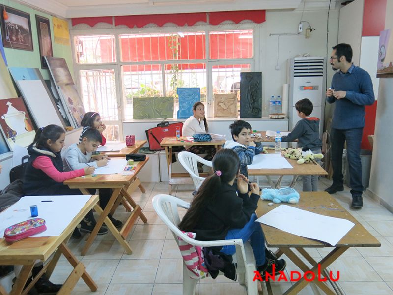 Çocuklarla Karakalem Kursları Çukurovada