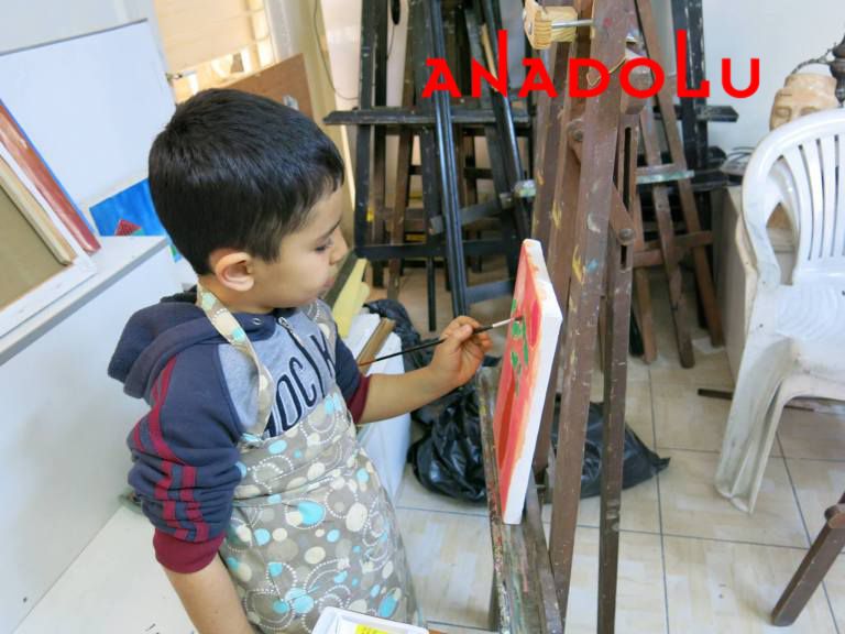Çocuklara Yönelik Sanat Dersleri Çukurovada