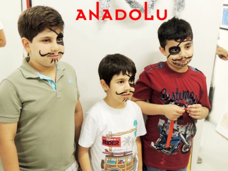 Çocuklara Yönelik Resim Sergisi Çukurovada