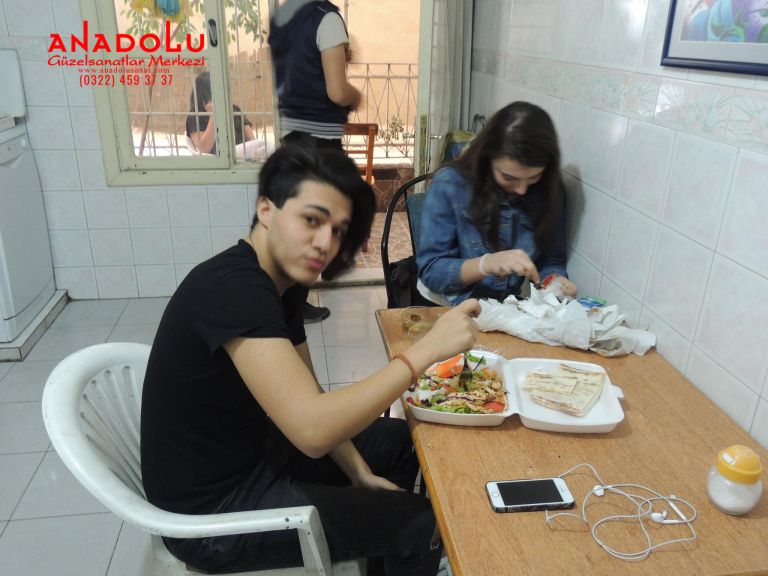 Güzel Sanatlara Hazırlık Dersleri Çukurovada
