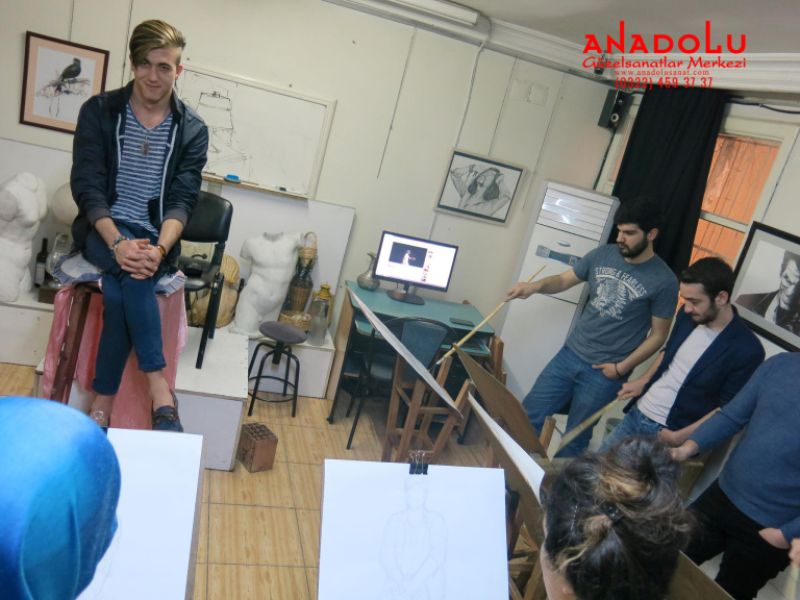 Anadolu Güzel Sanatlarda Modelden Desen Çizimleri Çukurovada