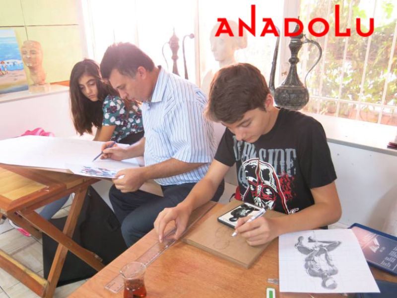 Hobi Grupları Karakalem Çalışmaları Çukurovada